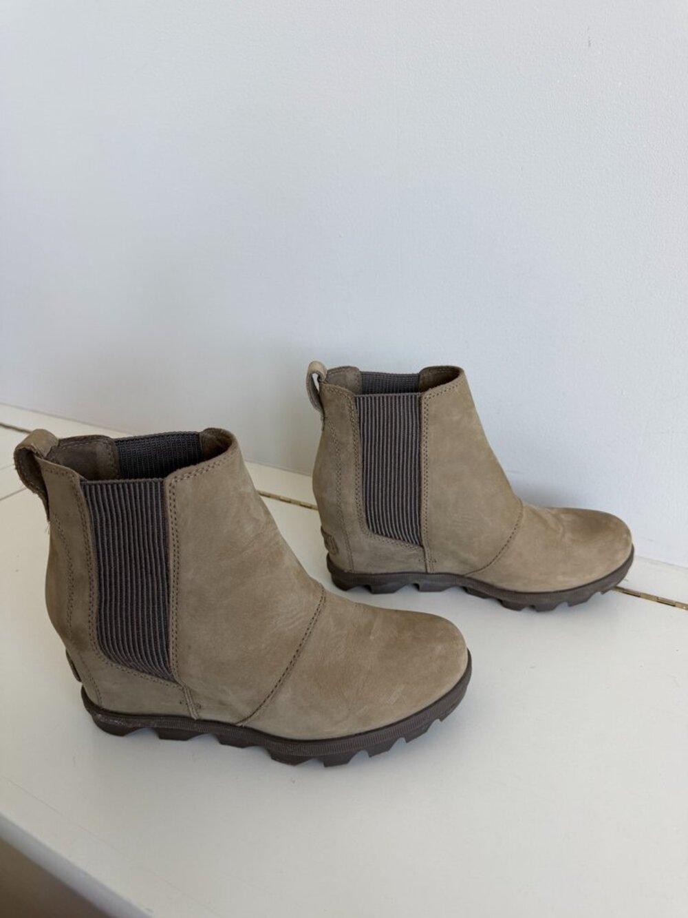 SOREL Joan of Arctic Wedge II Chelsea Waterproof Boots Ash Brown 7.5